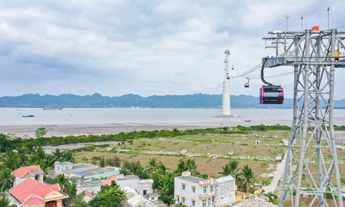 Österreichische Seilbahn mit höchster Stütze der Welt in Vietnam eröffnet